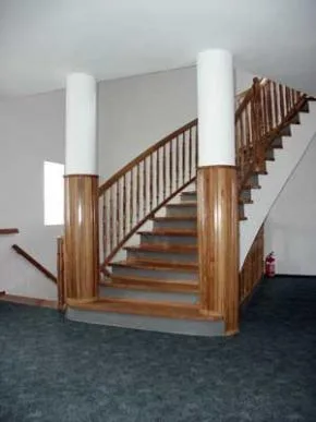 Scari de interior si balustrade din lemn masiv - Prejmer / Brasov