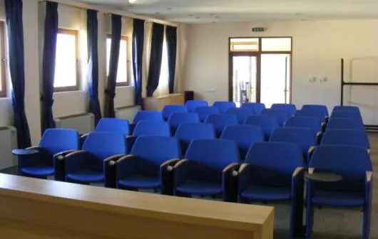 Mobilier serie sau unicat la comanda - Bucuresti