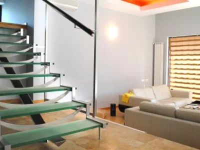 Scari - trepte - balustrade si pardoseli din sticla - Bucuresti