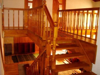 Tamplarie lemn stratificat - parchet lemn masiv - scari interioare - Pascani