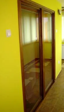Tamplarie lemn stratificat - parchet lemn masiv - scari interioare - Pascani