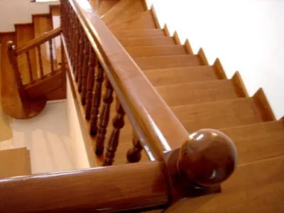 Tamplarie lemn stratificat - parchet lemn masiv - scari interioare - Pascani