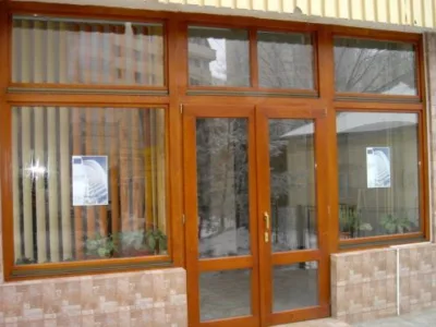 Tamplarie lemn stratificat - parchet lemn masiv - scari interioare - Pascani