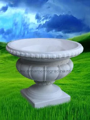 Piatra Neamt - Ornamente de gradina si decoratiuni arhitecturale