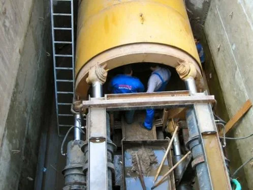 Constructii tuneluri - drumuri si poduri