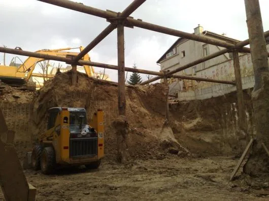 Lucrari de excavatii - terasamente si demolare Bucuresti