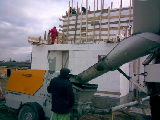 Inchiriere pompe si vibratoare beton - Bragadiru / Ilfov