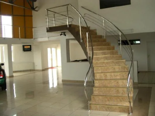 Pereti - usi - balustrade - placari si pardoseli din sticla - Jilava / Ilfov