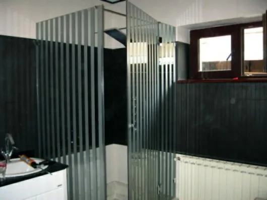 Pereti - usi - balustrade - placari si pardoseli din sticla - Jilava / Ilfov