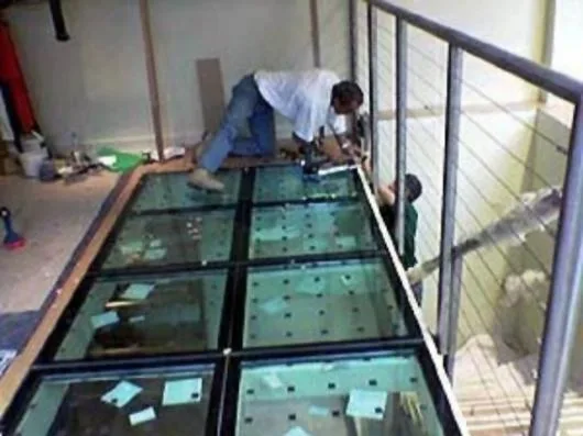 Pereti - usi - balustrade - placari si pardoseli din sticla - Jilava / Ilfov