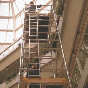 Inchirieri scule profesionale constructii,schele mobile ,reparatii motoare - Chiajna / Ilfov