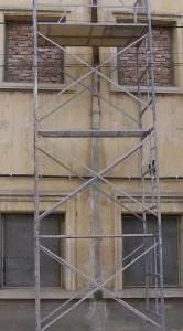 Produce - comercializeaza si inchiriaza echipamente pentru constructii - Galati