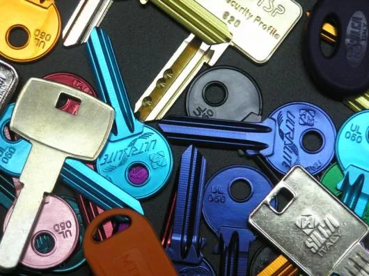 Reparatii Contacte Auto - multiplicari chei Bucuresti