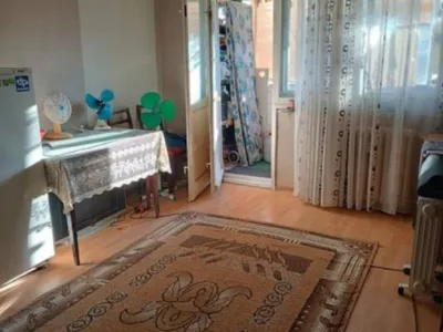 Apartament 3 camere decomandat