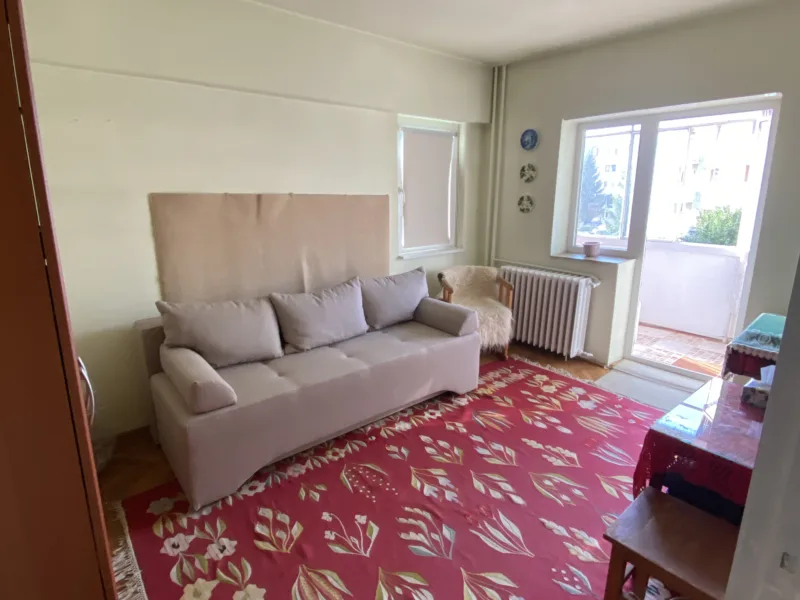 Vand apartament 3 camere in CJ, str Bucuresti, zona Marasti