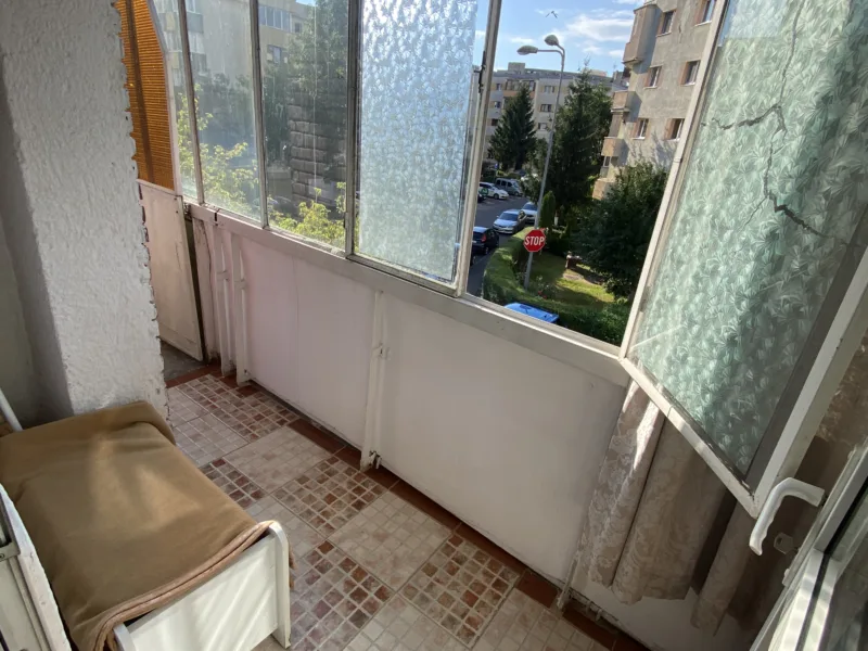 Vand apartament 3 camere in CJ, str Bucuresti, zona Marasti