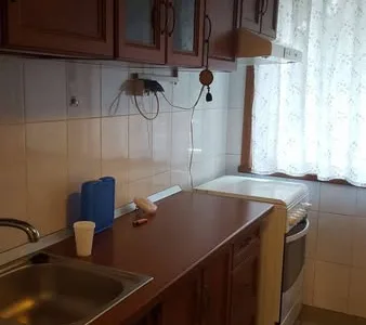 Proprietar inchiriez 2 camere semidecomandat