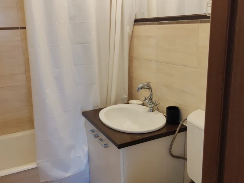 Apartament 3 camere de inchiriat