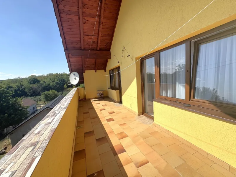 Casă de poveste cu 7 camere, 5 terase si vedere panoramica