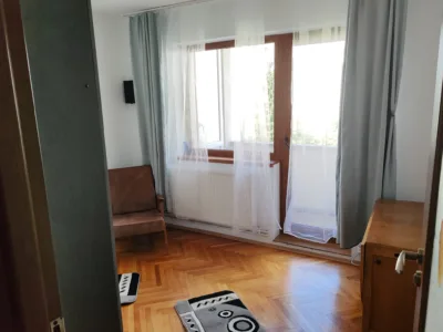 Apartament 3 camere de inchiriat