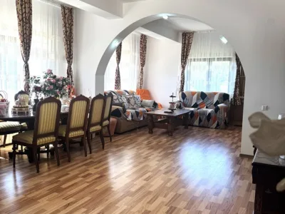 Casă de poveste cu 7 camere, 5 terase si vedere panoramica
