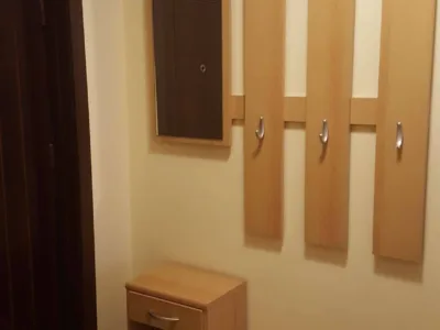 Proprietar inchiriez 2 camere semidecomandat