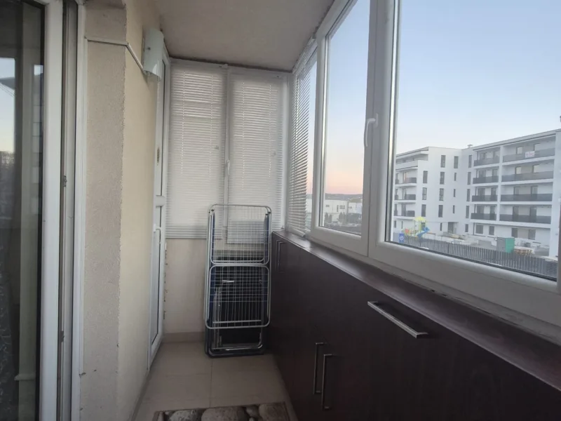 Proprietar Vand apartament 2 camere str. Lacului Floresti cu parcare