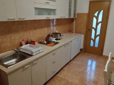 Apartament 2 camere cu centrala pe gaz - mobilat si utilat