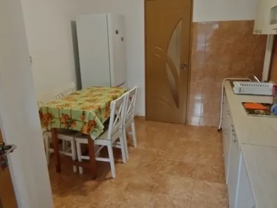 Apartament 2 camere cu centrala pe gaz - mobilat si utilat