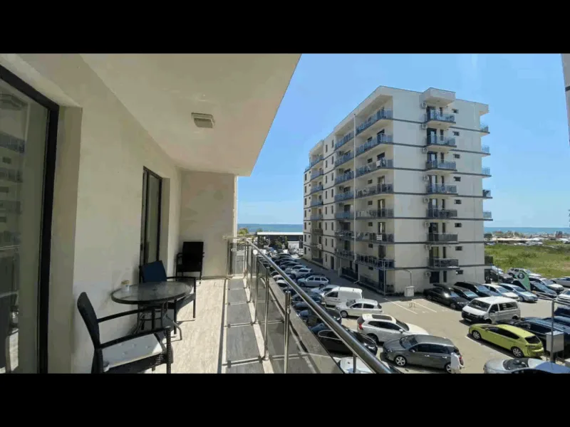 Apartament 2 camere, vedere la mare, 100 metri de plaja