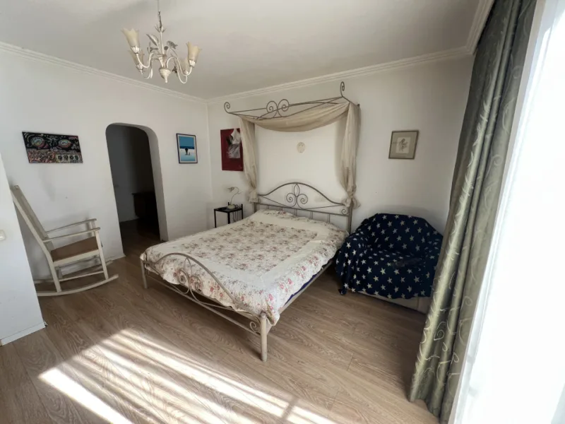 Vand vila Prelungirea Ghencea,curte,parcare-proprietar