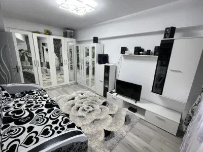 Vand apartament complet mobilat si utilat