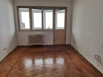 De vânzare apartament spațios cu 2 camere, decomandate