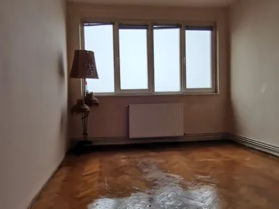 De vânzare apartament spațios cu 2 camere, decomandate