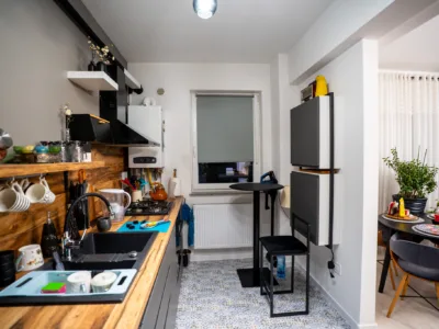 Apartament 2 camere transformat in Studio + parcare