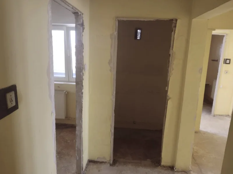 direct-Proprietar vînd 81800EUR negociabil Apartam. 3camere
