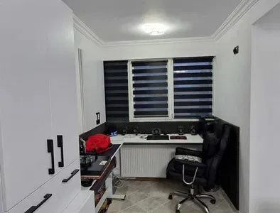 Vinzi sau închiriezi fără comision 43 Garsoniera moderna
