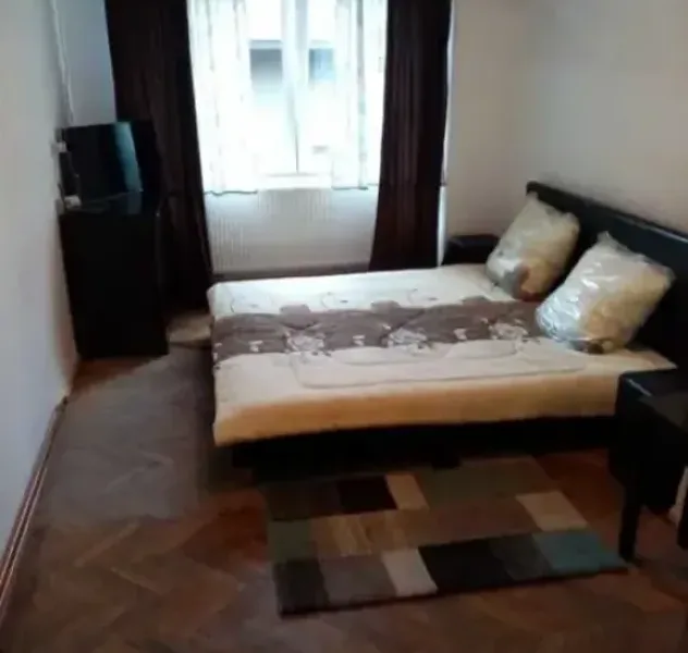 Direct proprietar, ofer spre închiriere apartament