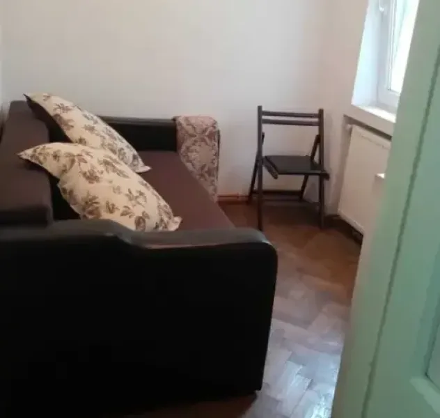 Direct proprietar, ofer spre închiriere apartament