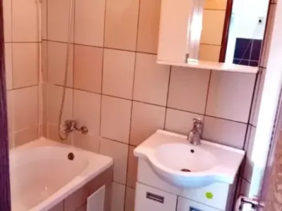 Direct proprietar, ofer spre închiriere apartament