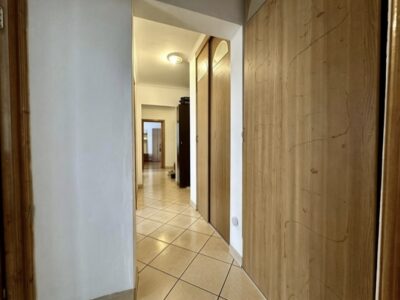 Direct proprietar, vand 3 camere, 2 bai, 2 balcoane-Gorjului