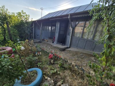 Proprietar. Casă de vânzare în Pleșești, comuna Podgoria
