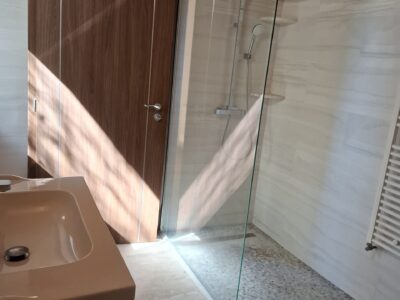 Inchiriere locuință( tip mansardă) la casă