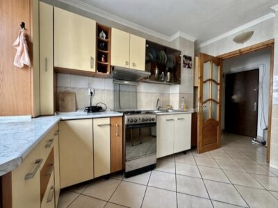 Direct proprietar, vand 3 camere, 2 bai, 2 balcoane-Gorjului