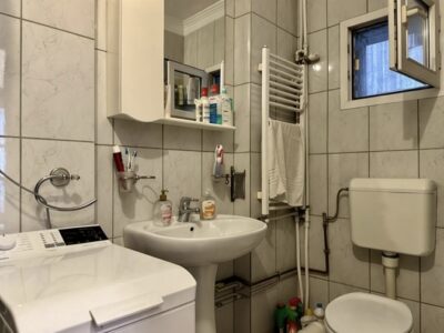 Direct proprietar, vand 3 camere, 2 bai, 2 balcoane-Gorjului