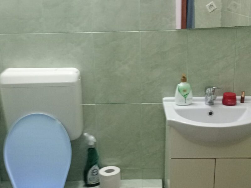 Închiriez Apartament 3 camere zona Militari București