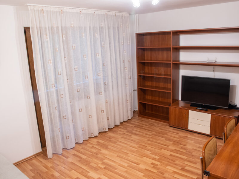 Apartament 2 camere, Dristor, etaj 1, balcon,langa metrou