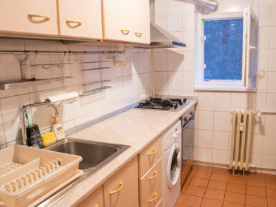 Apartament 2 camere, Dristor, etaj 1, balcon,langa metrou