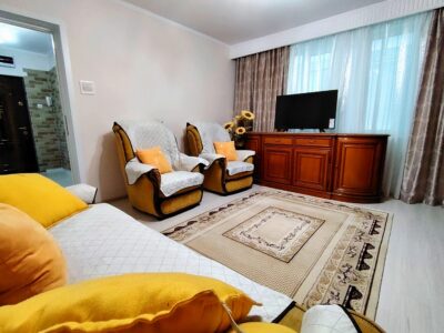 Apartament 3 camere decomandat,etaj:2/4 ,central, Hipodrom