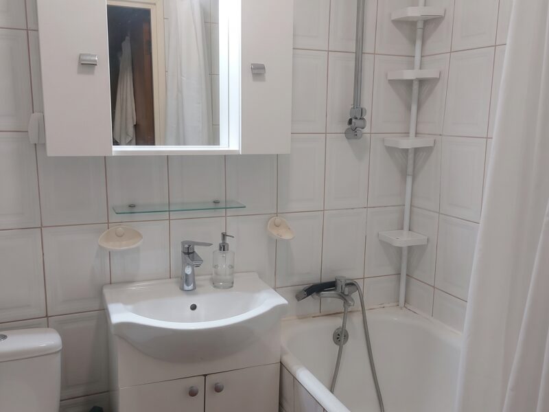 Apartament 3 camere decomandat | 5 min de Lacul Morii